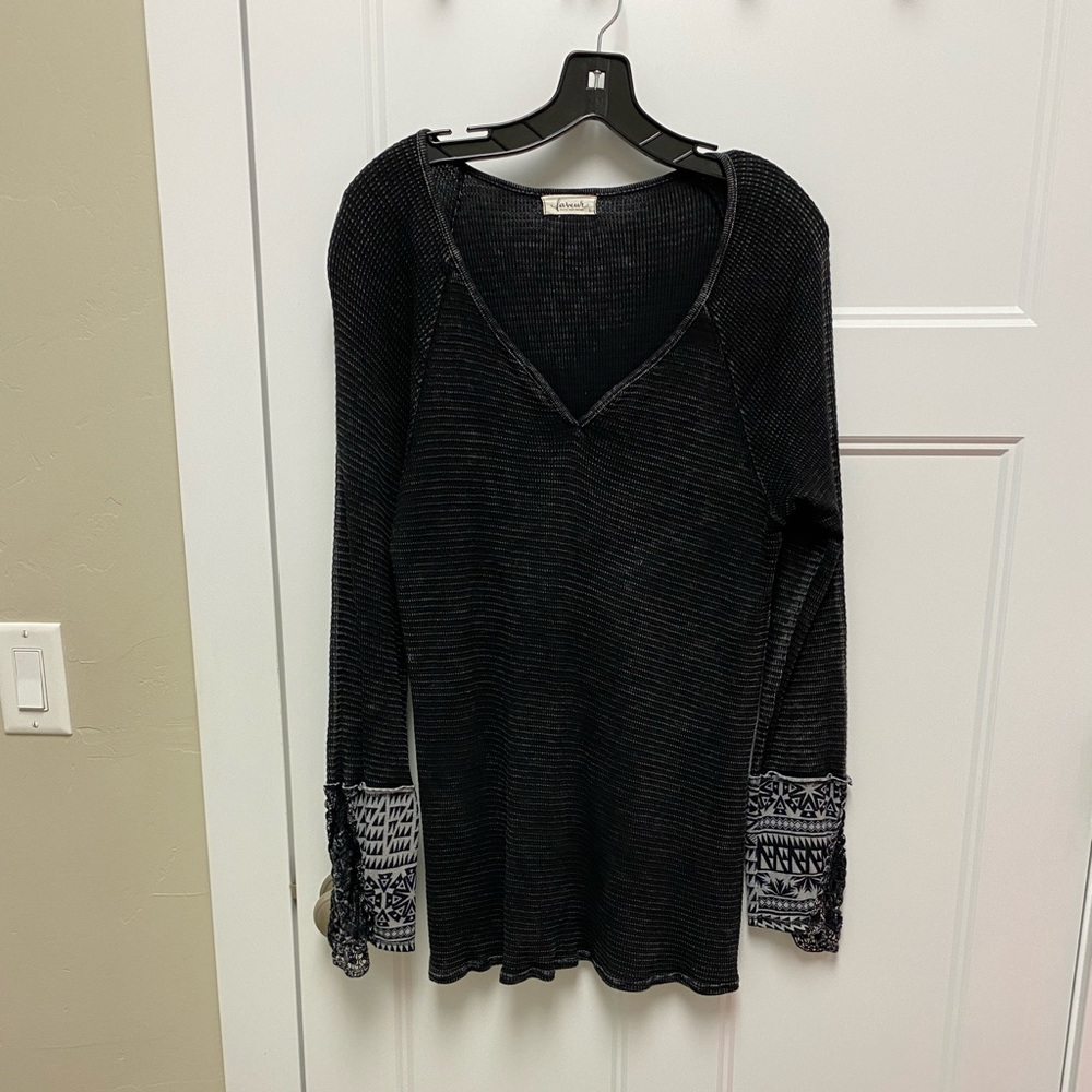 Faveur thermal dressy top